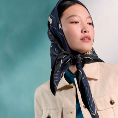 女性用シルクのセレクション | Hermès - エルメス-公式サイト